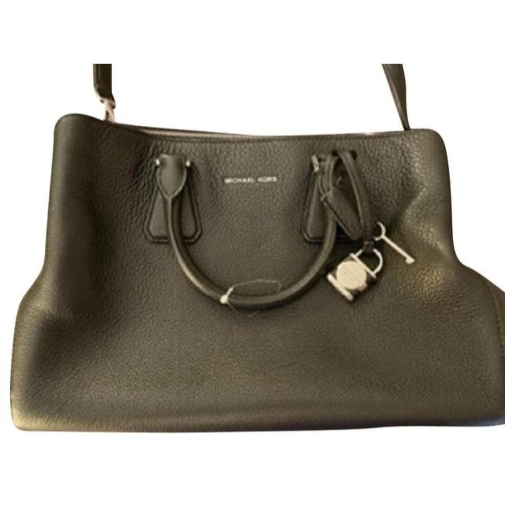 *Michael Kors Pebbled Tote Black Leather Satchel
